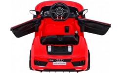 Pojazd elektryczny Audi R8, czerwony