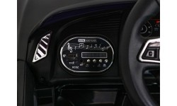 Pojazd elektryczny Audi R8, czerwony