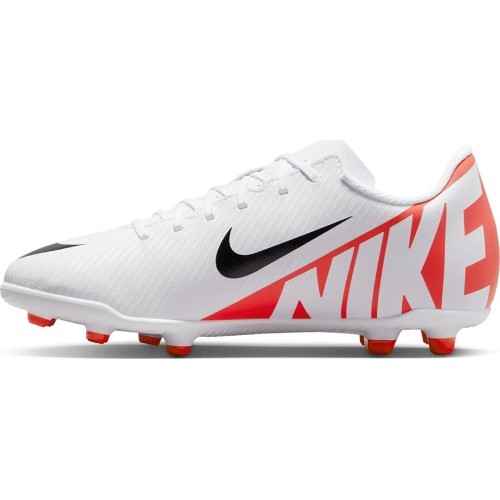 Buty piłkarskie Nike Jr Vapor 15 Club FG/MG dla młodzieży białe DJ5958 600