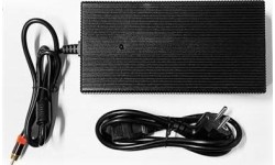 E-Gran Tour - Ładowarka do akumulatorów 36V 7A