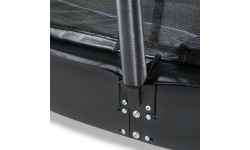 EXIT Dynamiczna trampolina naziemna ø427cm z siatką zabezpieczającą - czarna