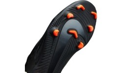 Nike Jr Phantom GX Club FG/MG buty piłkarskie dla dzieci Black DD9564 010