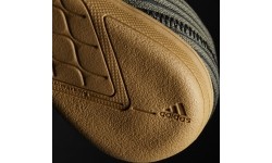 Buty piłkarskie Adidas Nemeziz 17.4 In J S dziecięce czarne CG3389