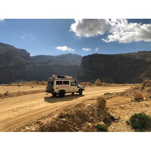 Hermetyczny pojemnik transportowy BasicNature Wide Mouth Square, 40L