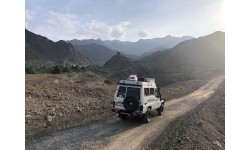 Hermetyczny pojemnik transportowy BasicNature Wide Mouth Square, 40L