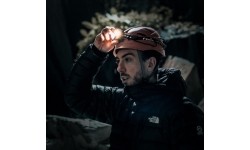 Latarka LED-czołówka Fenix HP16R