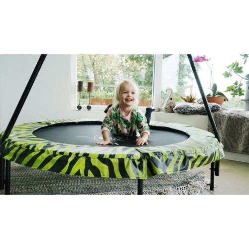 EXIT Tiggy Junior trampolina z drążkiem ø140cm - czarna/zielona