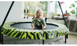 EXIT Tiggy Junior trampolina z drążkiem ø140cm - czarna/zielona