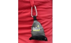 Ręcznik turystyczny w woreczku z karabińczykiem BasicNature Mini - 40x40 cm, zielony