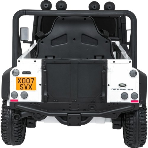 Land Rover Defender 110 SVX Concept pojazd elektryczny biały