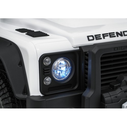 Land Rover Defender 110 SVX Concept pojazd elektryczny biały