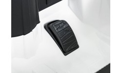 Land Rover Defender 110 SVX Concept pojazd elektryczny biały