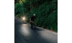 Latarka czołowa Magicshine EVO 1700SD // Kompatybilna z Shimano Di2