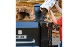 Grill zewnętrzny i wędzarnia Masterbuilt Gravity Series 800