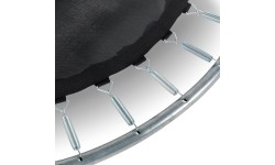 Trampolina z siatką Wyjazdowa sylwetka