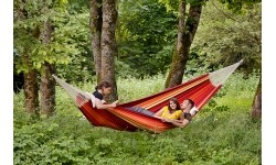 Duży tkany hamak ogrodowy kempingowy Amazonas Gigante Lawa