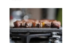 Kamień lawowy z nogami 30x40