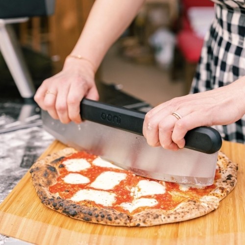 Nóż do pizzy Ooni Rocker Blade 38cm