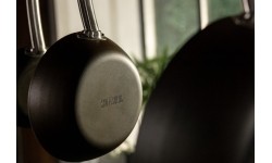 Patelnia wok ze stali węglowej Skottsberg 24cm
