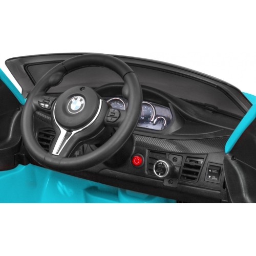 BMW X6M w niebieskim lakierze