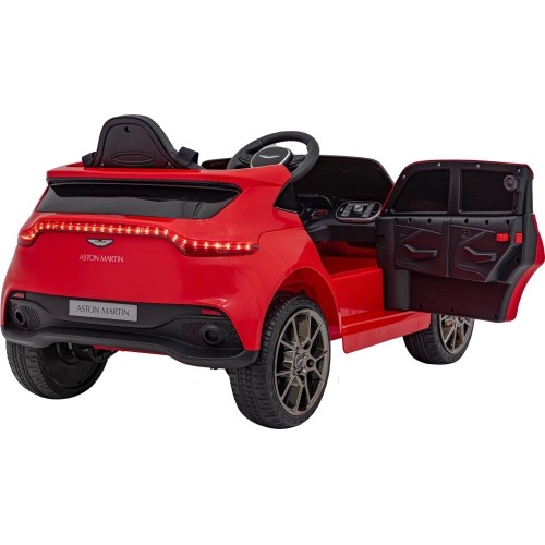 Aston Martin DBX pojazd czerwony