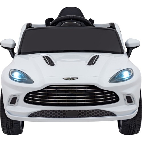 Aston Martin DBX pojazd biały