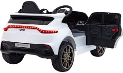 Aston Martin DBX pojazd biały