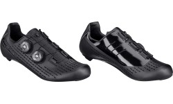 Buty szosowe FORCE ROAD REVOLT CARBON // rozmiar 44 (czarny)