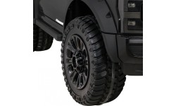 Ford Super Duty Black