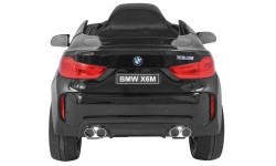 Pojazd BMW X6M lakierowany na czarno