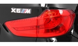 Pojazd BMW X6M lakierowany na czarno