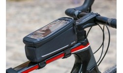 Torba na ramę ZEFAL z uchwytem na telefon 0,8l (czarna)