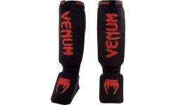 Ochraniacze Venum Kontact - czarne/czerwone