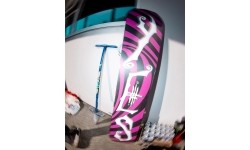 Deska snowboardowa Yes. Rival