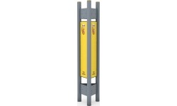 Triple Pylon P03