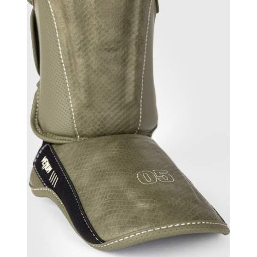 Ochraniacze goleni Venum Impact Evo Scales - Army Green