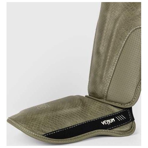 Ochraniacze goleni Venum Impact Evo Scales - Army Green