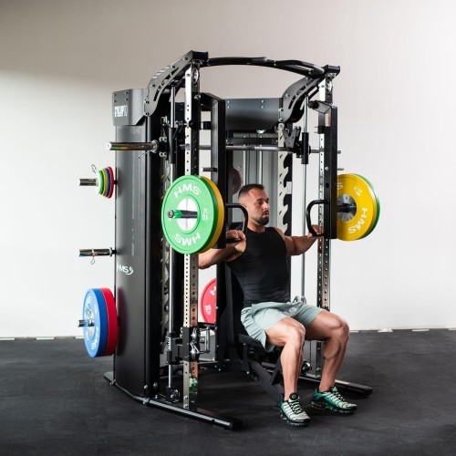 SIŁOWNIA WIELOFUNKCYJNA Z MASZYNĄ SMITH CYKLOP 10 PÓŁKOMERCYJNE HMS