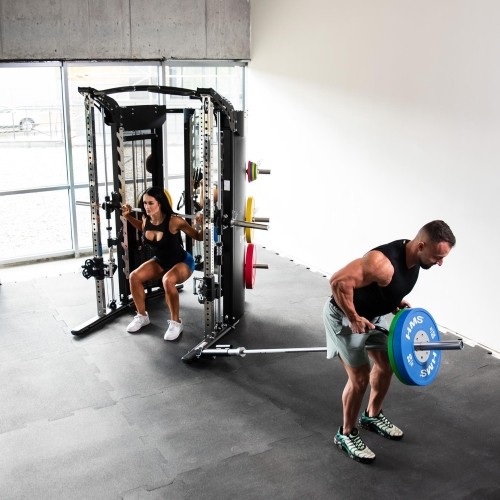 SIŁOWNIA WIELOFUNKCYJNA Z MASZYNĄ SMITH CYKLOP 10 PÓŁKOMERCYJNE HMS