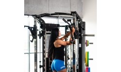 SIŁOWNIA WIELOFUNKCYJNA Z MASZYNĄ SMITH CYKLOP 10 PÓŁKOMERCYJNE HMS