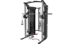 SIŁOWNIA WIELOFUNKCYJNA Z MASZYNĄ SMITH CYKLOP 10 PÓŁKOMERCYJNE HMS