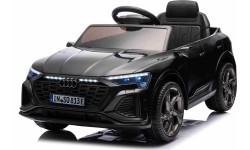 Pojazd elektryczny Audi SQ8, czarny
