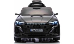 Pojazd elektryczny Audi SQ8, czarny