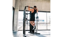 TRENAŻER FUNKCJONALNY Z PODWÓJNYM STOSEM OBCIĄŻNIKÓW ARES PRO COMMERCIAL HMS