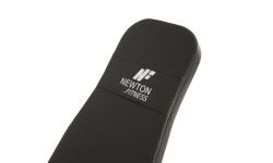 Newton Fitness Black Series BLK-50 Komercyjna ławka klubowa do dużych obciążeń