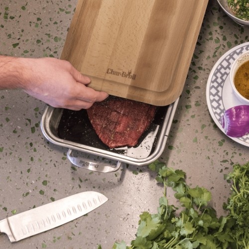 Deska do krojenia i naczynie do pieczenia Char-Broil