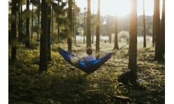 Hamak Amazonas Light Silk Traveller, niebieski