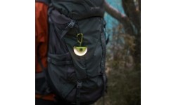 Zielona lampa kempingowa Fenix CL20R V2.0