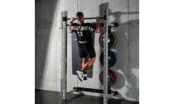 Naścienna przesuwna klatka treningowa z ławką KLT34 szara HMS Fitness