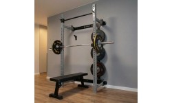 Naścienna przesuwna klatka treningowa z ławką KLT34 szara HMS Fitness